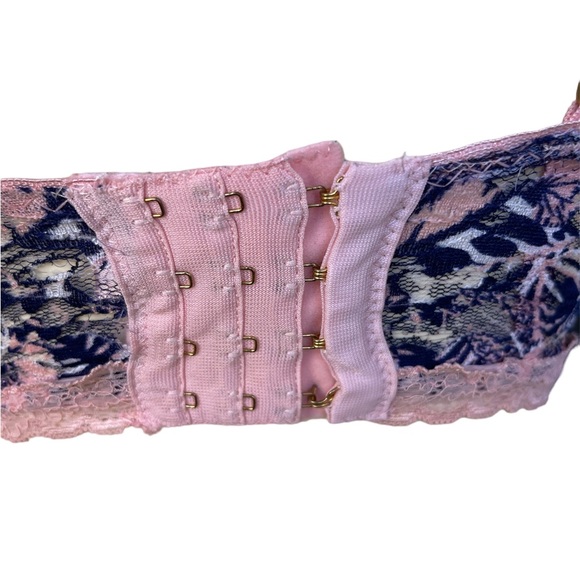 Body Frosting Blue and Pink Floral Bra - Picture 7 of 9